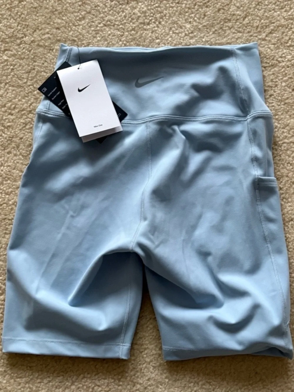 NWT Nike Women's One High-Waisted 8